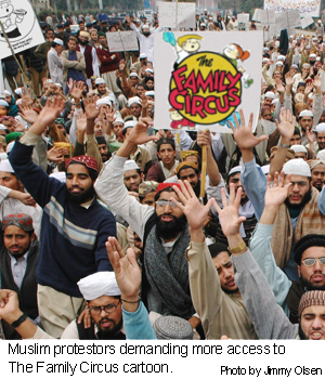Muslims rioters demanding more iFamily Circusi